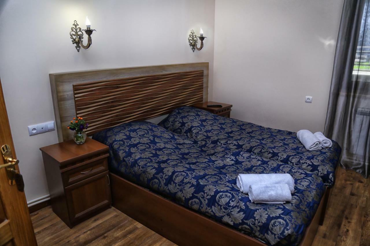 Lara Hotel Goris Exterior foto