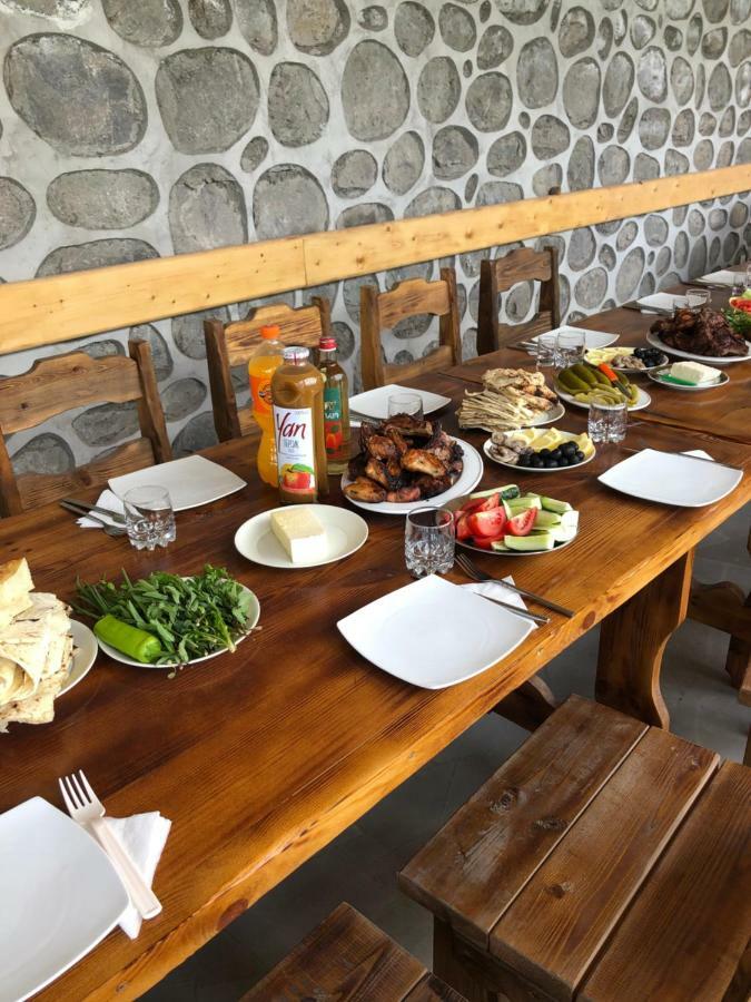 Lara Hotel Goris Exterior foto